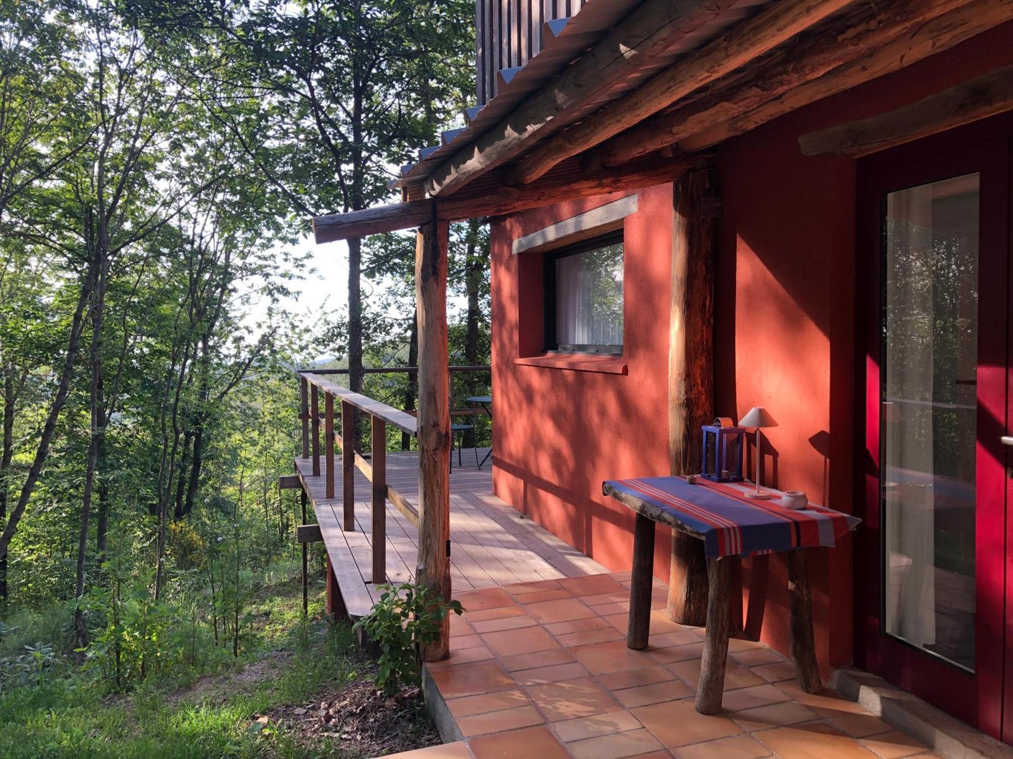 Reve D'Etoiles Bed & Breakfast Saint-Laurent-de-Cerdans Екстериор снимка